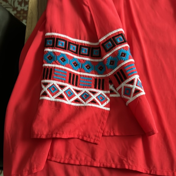 Long sleeve beach cover up - Picture 3 of 3